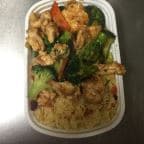 Best Chicken w. Broccoli in Greenbrier, TN